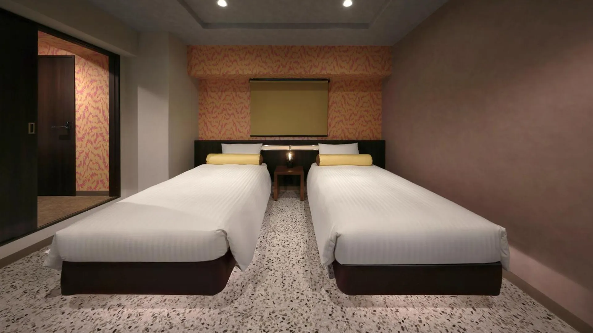Nipponbashi Luxe Hotel Osaka 4*,  Japonia
